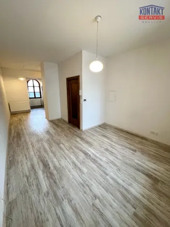 Pronájem bytu 1+kk, Jindřichův Hradec, Kostelní, 36 m2