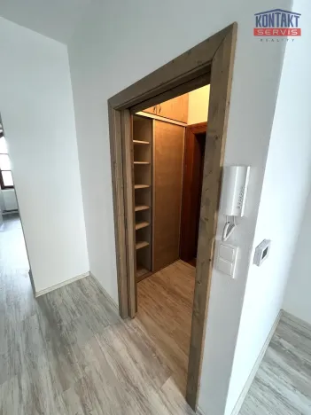 Pronájem bytu 1+kk, Jindřichův Hradec, Kostelní, 36 m2