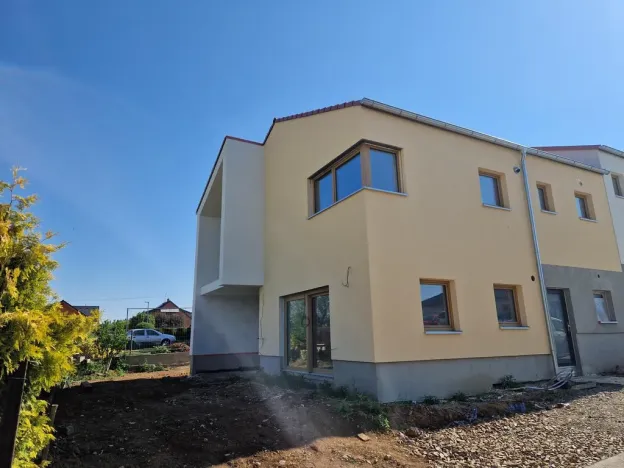 Prodej bytu 4+kk, Zakřany, 100 m2