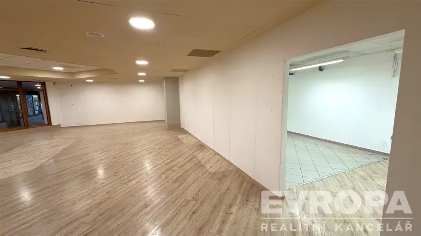 Pronájem obchodního prostoru, Vrchlabí, Krkonošská, 132 m2