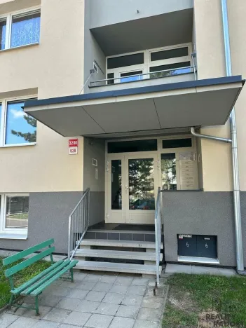 Pronájem bytu 1+1, Znojmo, Pražská, 39 m2