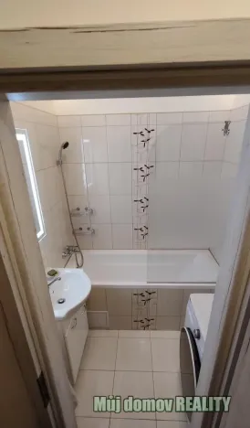 Pronájem bytu 2+1, Praha - Letňany, Tupolevova, 50 m2