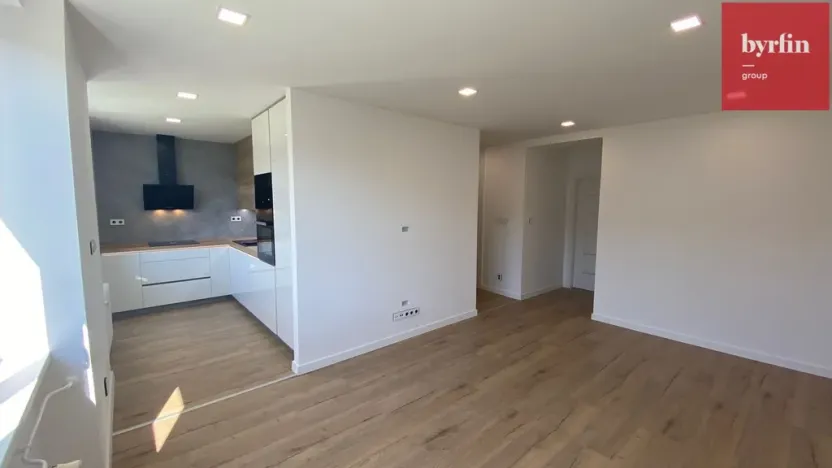 Pronájem bytu 2+kk, Ostrava, Maďarská, 54 m2