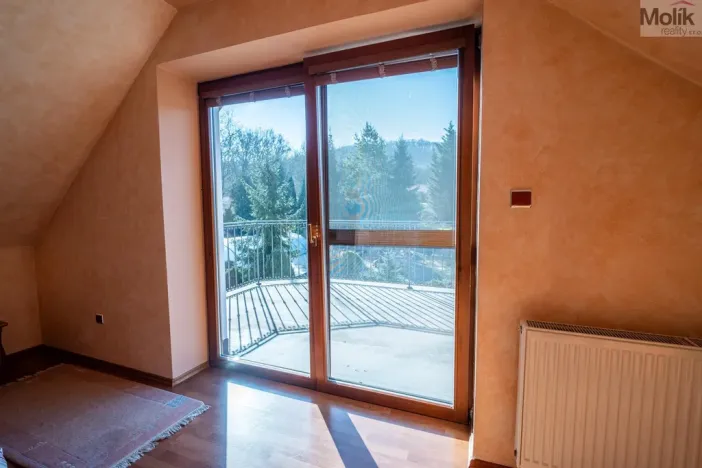 Prodej rodinného domu, Lužice, 372 m2