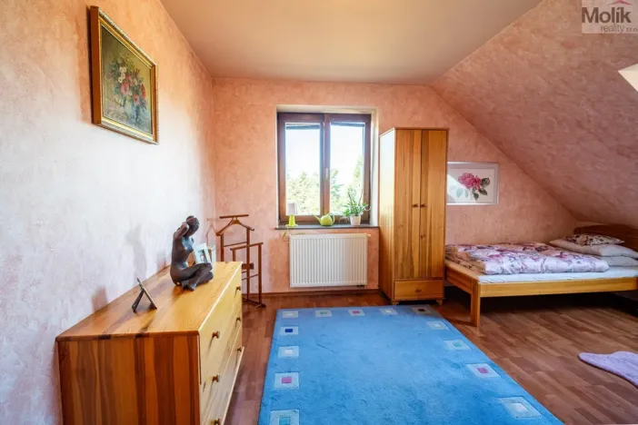 Prodej rodinného domu, Lužice, 372 m2