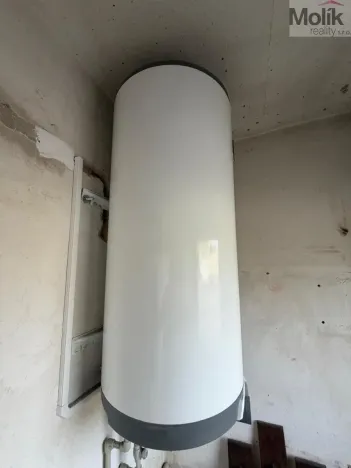 Pronájem obchodního prostoru, Bílina - Chudeřice, Sadová, 1532 m2