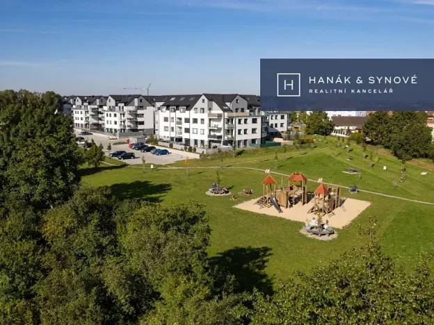 Prodej bytu 3+kk, Pohořelice, U Kasáren, 64 m2