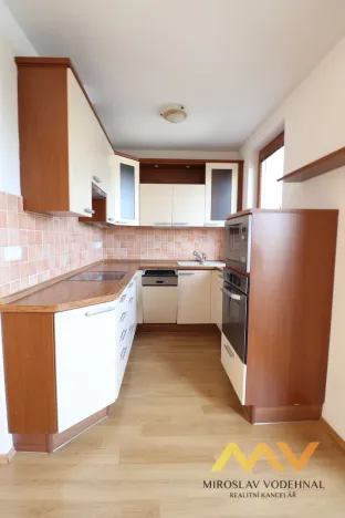 Pronájem bytu 2+kk, Hradec Králové - Nový Hradec Králové, Mrštíkova, 64 m2