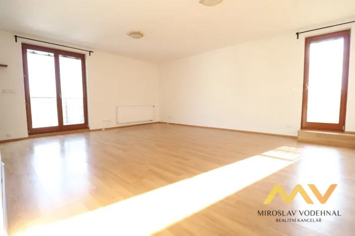 Pronájem bytu 2+kk, Hradec Králové - Nový Hradec Králové, Mrštíkova, 64 m2