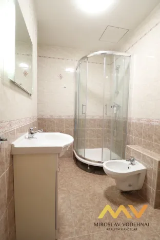 Pronájem bytu 2+kk, Hradec Králové - Nový Hradec Králové, Mrštíkova, 64 m2