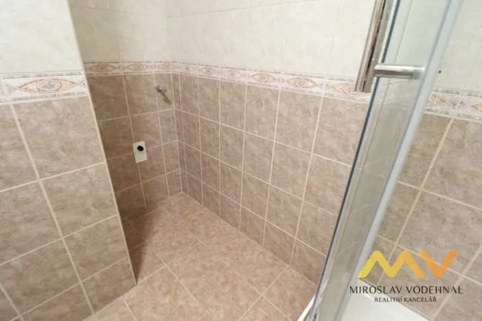 Pronájem bytu 2+kk, Hradec Králové - Nový Hradec Králové, Mrštíkova, 64 m2