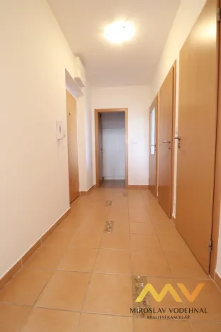 Pronájem bytu 2+kk, Hradec Králové - Nový Hradec Králové, Mrštíkova, 64 m2
