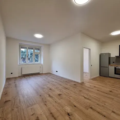 Pronájem bytu 2+kk, Praha - Vršovice, Rybalkova, 44 m2