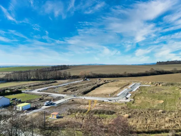 Prodej pozemku pro bydlení, Komárov, 598 m2