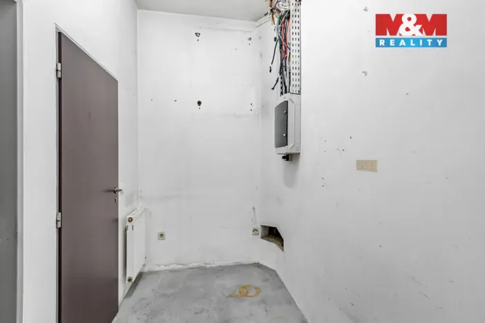 Pronájem obchodního prostoru, Jesenice, Budějovická, 289 m2