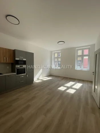 Pronájem bytu 2+kk, České Budějovice - České Budějovice 3, Nová, 42 m2
