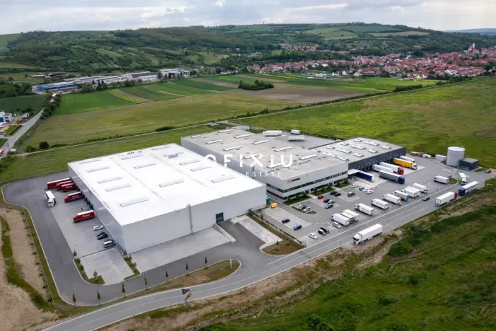 Pronájem skladu, Hustopeče, 8000 m2
