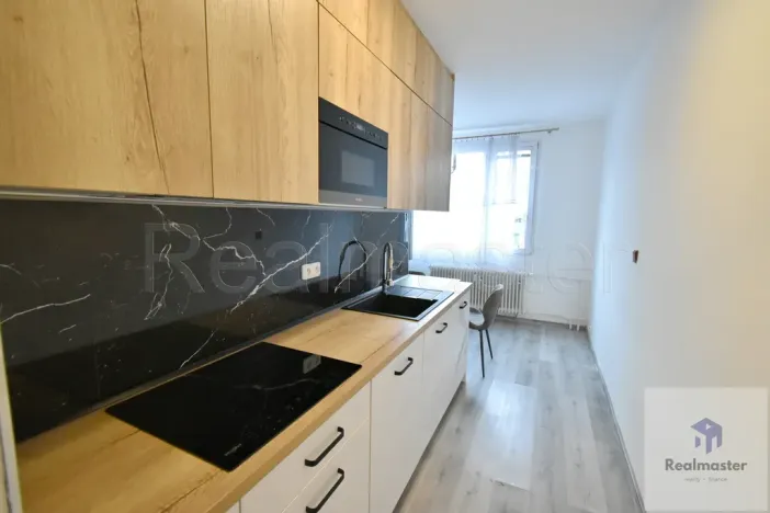 Pronájem bytu 2+1, Ústí nad Labem - Neštěmice, Opletalova, 63 m2