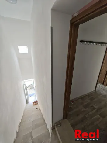 Pronájem bytu 4+kk, Krumvíř, 97 m2