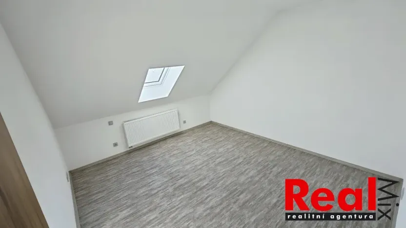 Pronájem bytu 4+kk, Krumvíř, 97 m2