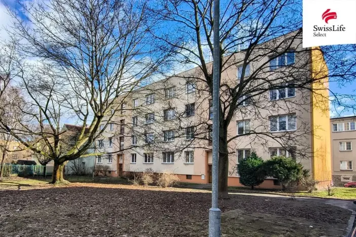 Pronájem bytu 1+1, Plzeň, Na Celchu, 35 m2