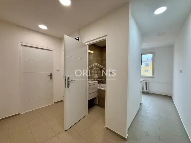 Pronájem bytu 2+1, Kadaň, Budovatelů, 52 m2