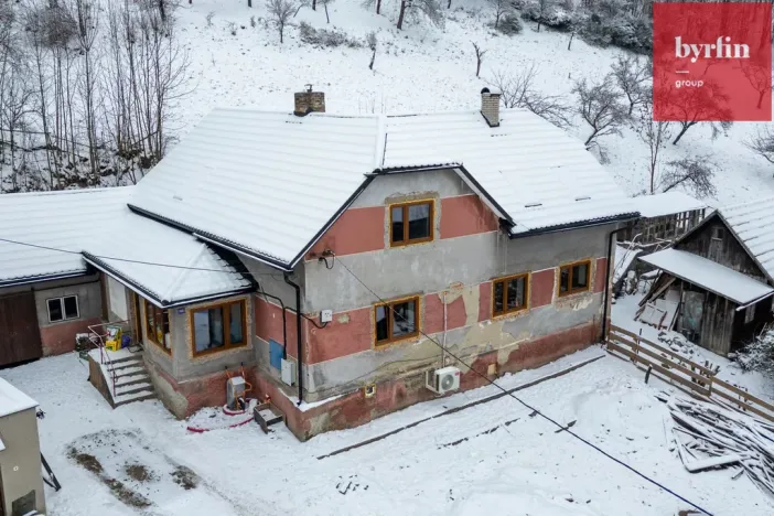 Prodej rodinného domu, Spálov, 250 m2