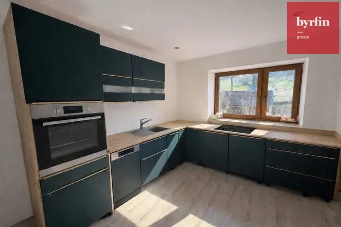 Prodej rodinného domu, Spálov, 250 m2