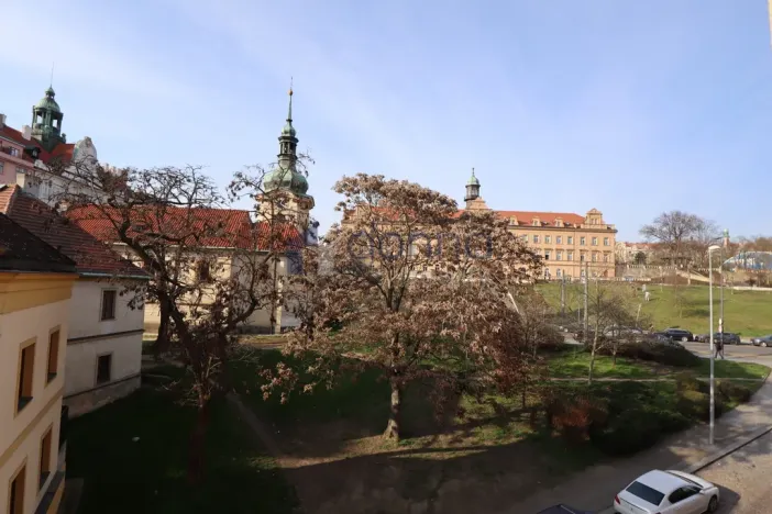 Pronájem bytu 1+kk, Praha, Rostovská, 22 m2