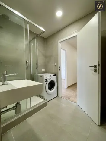 Pronájem bytu 2+kk, Praha - Nusle, Hvězdova, 35 m2