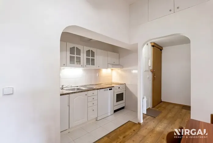 Prodej bytu 2+1, Praha - Vinohrady, Na Folimance, 63 m2