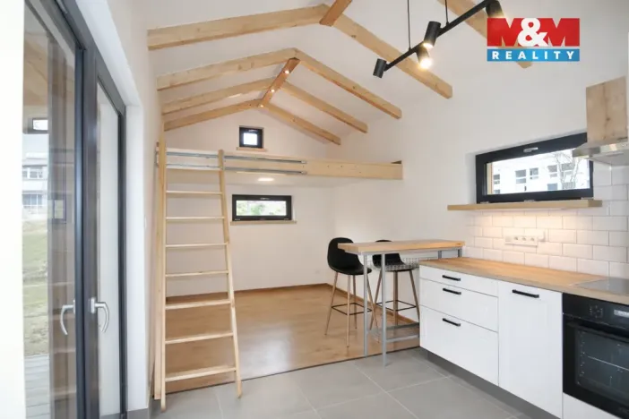 Pronájem chaty, Praha, Za Rokytkou, 35 m2