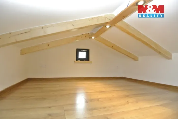 Pronájem chaty, Praha, Za Rokytkou, 35 m2