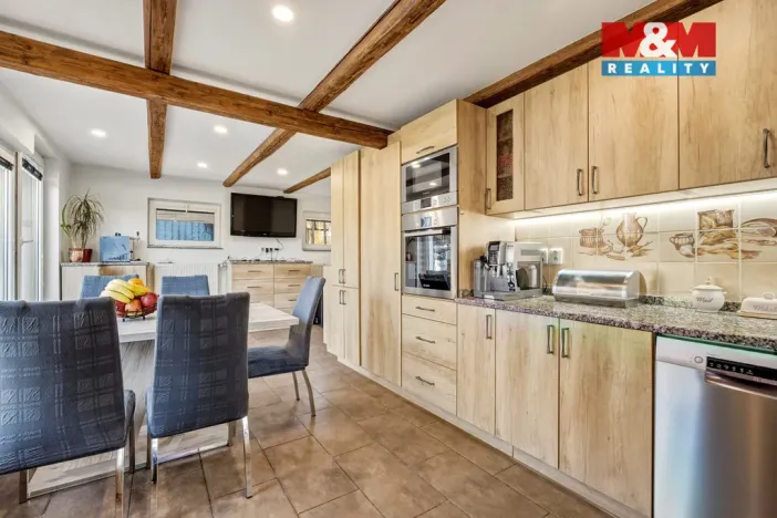 Prodej rodinného domu, Rynoltice, 224 m2