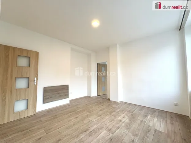 Pronájem bytu 1+1, Ústí nad Labem - Bukov, Kosmonautů, 36 m2