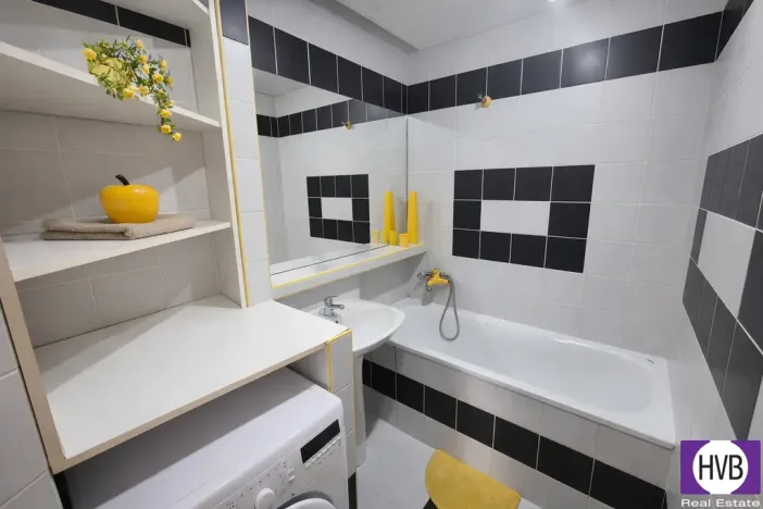 Pronájem bytu 3+1, Praha, Vysočanská, 80 m2