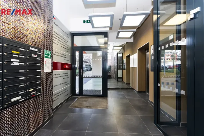 Pronájem bytu 1+kk, Praha - Stodůlky, Svitákova, 32 m2