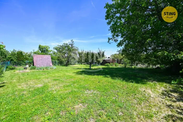 Prodej zahrady, Znojmo, 819 m2