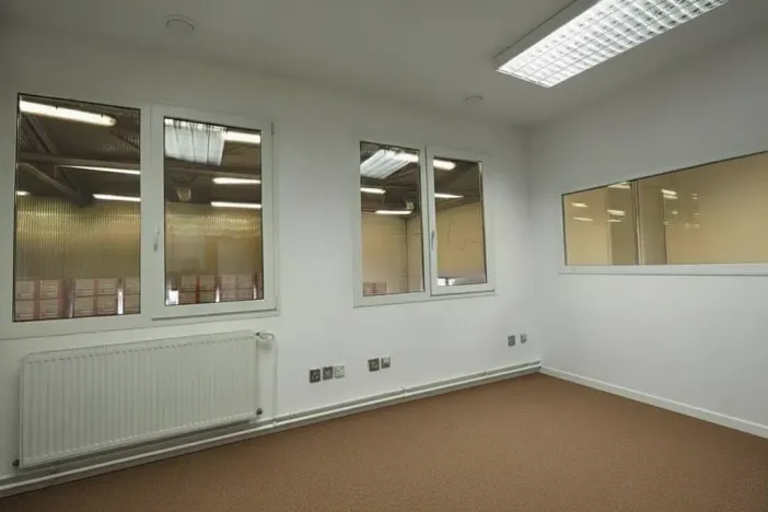 Pronájem výrobních prostor, Brno, Bohunická, 897 m2