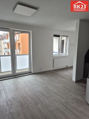 Pronájem bytu 1+kk, Cheb, Dukelská, 44 m2