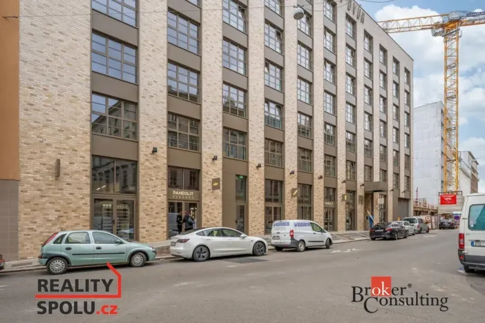 Pronájem garážového stání, Brno - Zábrdovice, Bratislavská, 19 m2