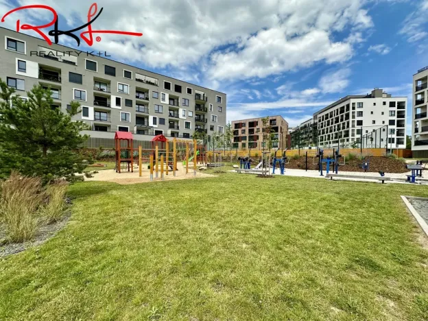 Pronájem bytu 2+kk, Praha, Stočesova, 91 m2