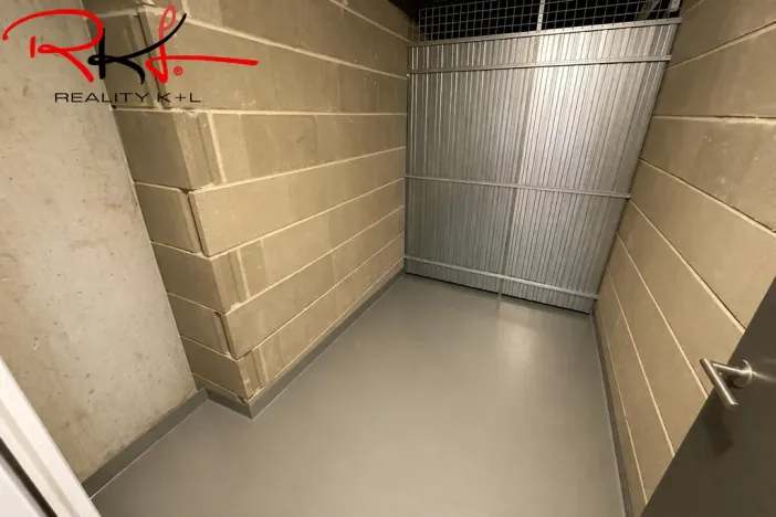 Pronájem bytu 2+kk, Praha, Stočesova, 91 m2