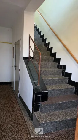 Prodej obchodního prostoru, Staré Město, 240 m2