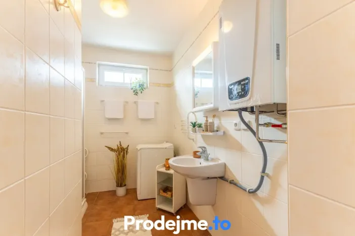 Prodej bytu 3+1, Znojmo, náměstí Svobody, 95 m2