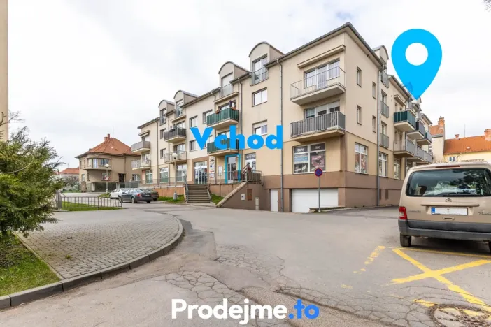 Prodej bytu 3+1, Znojmo, náměstí Svobody, 95 m2