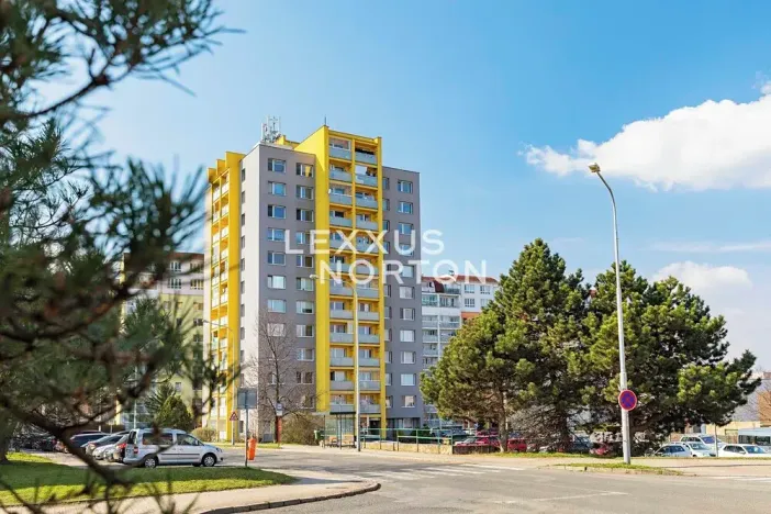 Prodej bytu 3+1, Praha - Letňany, Křivoklátská, 68 m2