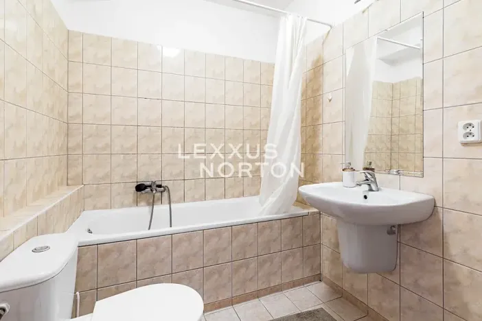 Prodej bytu 1+kk, Praha - Libeň, Nad Okrouhlíkem, 47 m2