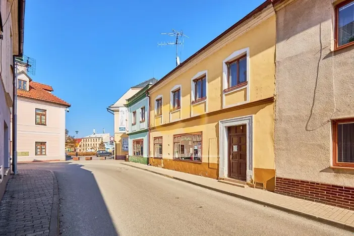 Prodej obchodního prostoru, Doksy, Panská, 270 m2