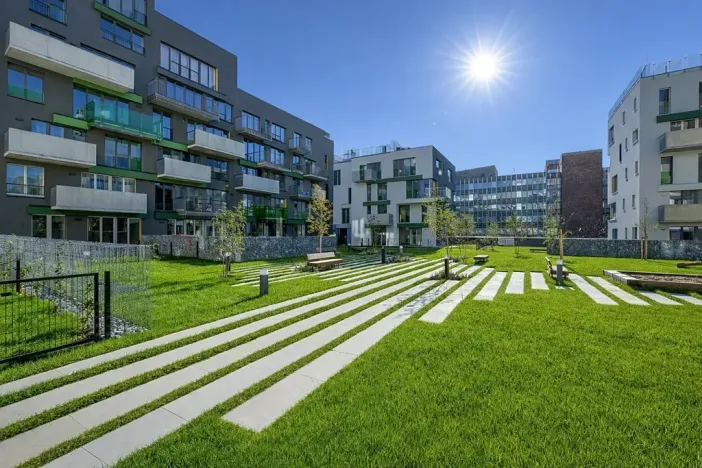 Pronájem bytu 1+kk, Praha - Vršovice, Archangelská, 45 m2